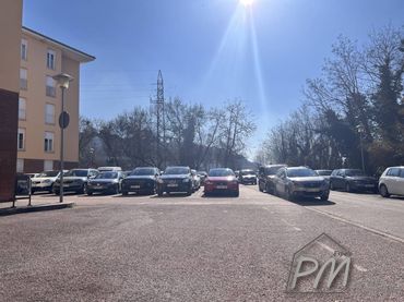 Parcheggio in affitto a Plaza Camil Geis