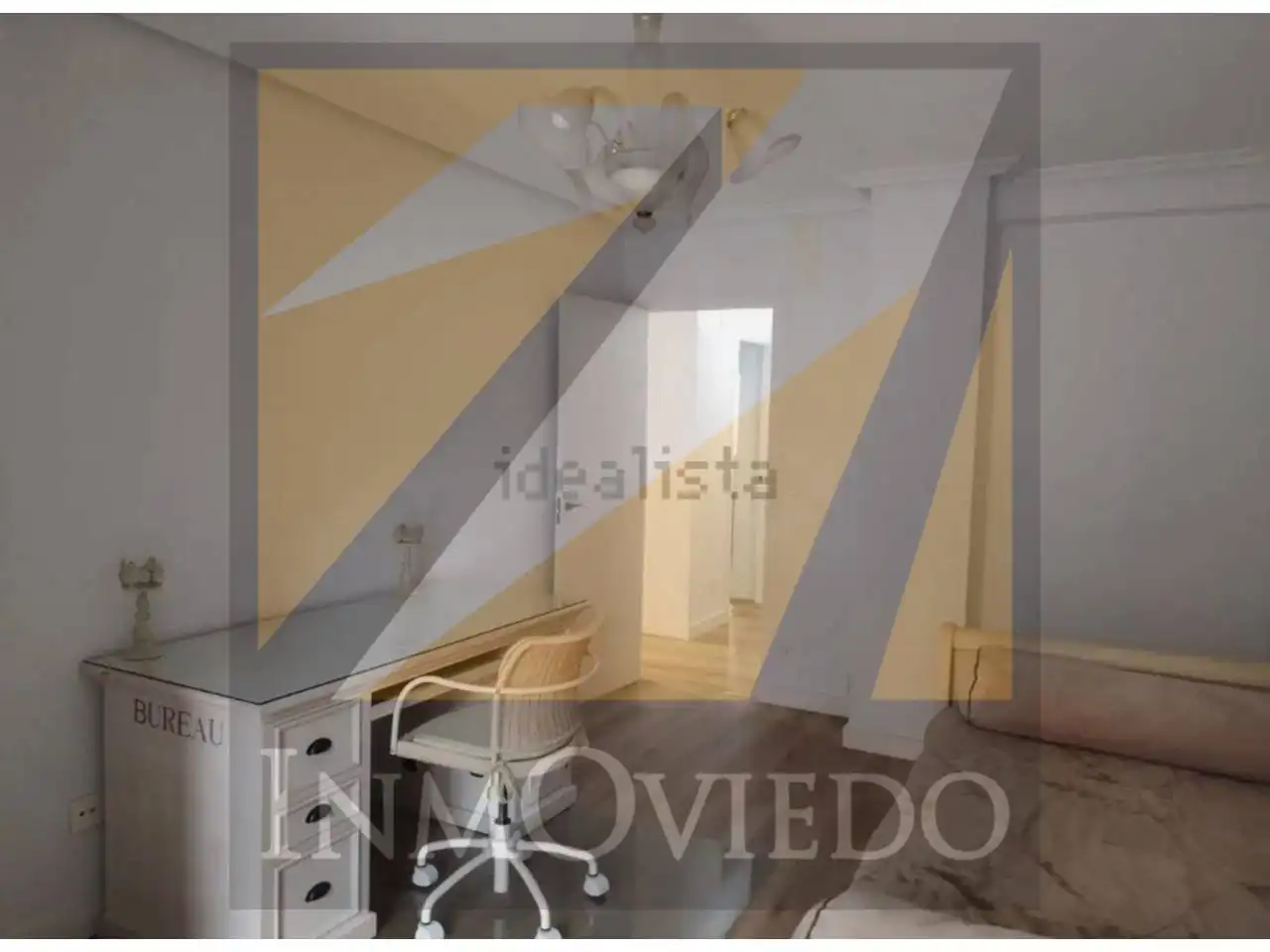 Bedroom of Flat for rent in Oviedo   with Heating and Parquet flooring