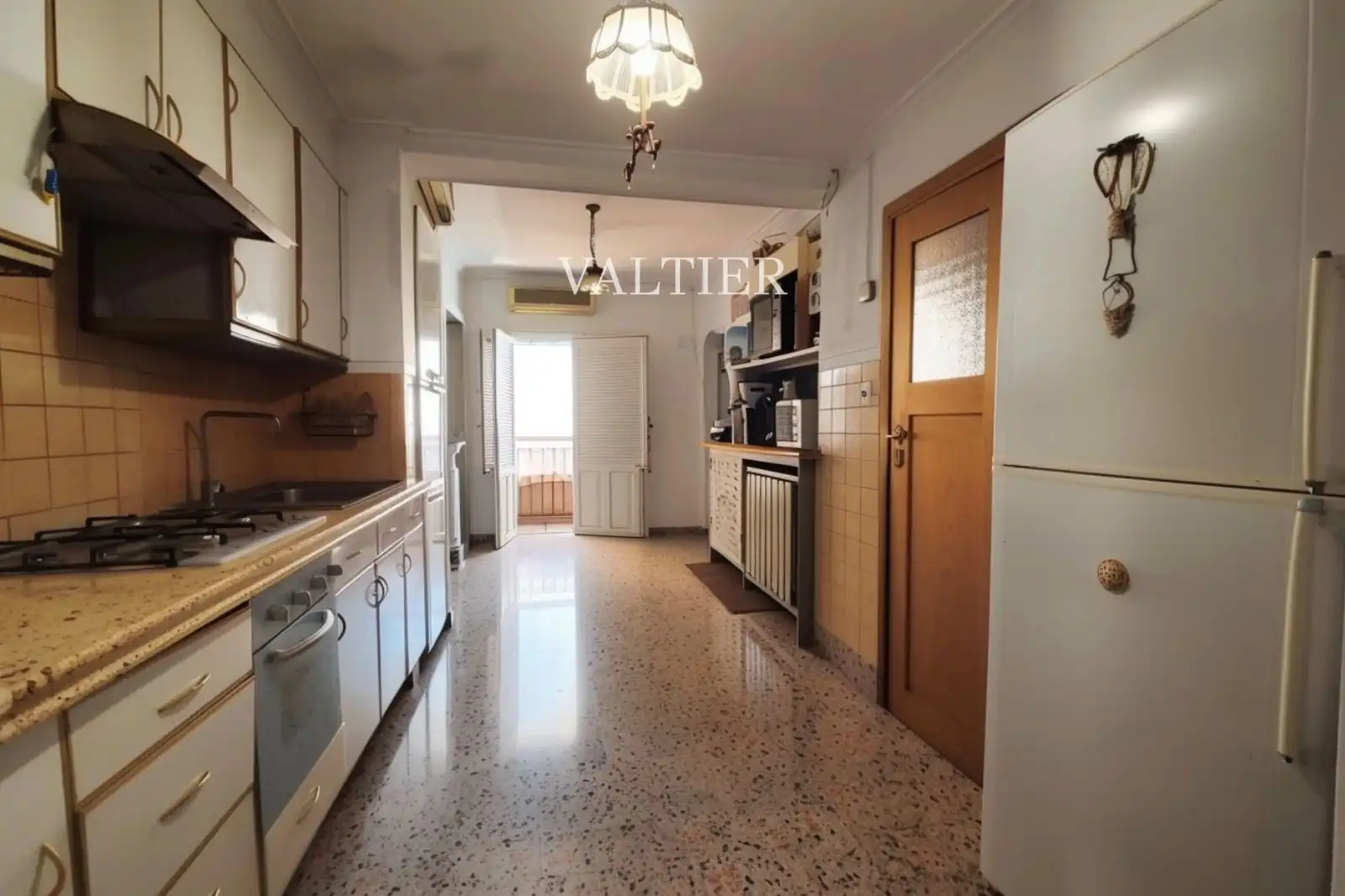 Kitchen of Flat for sale in Madrid  with Terrace, Storage room and Furnished