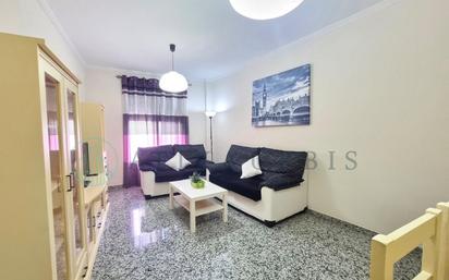 Living room of Flat for sale in Fernán-Núñez  with Terrace