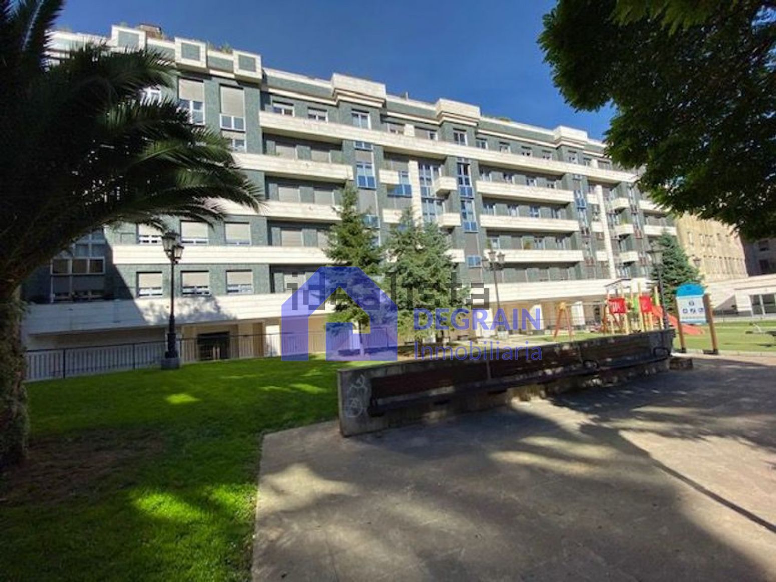Exterior view of Flat for sale in Oviedo   with Heating, Private garden and Storage room