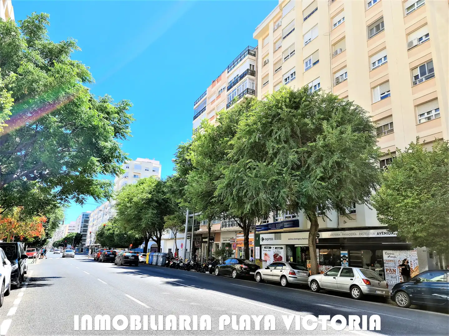 Vista exterior de Pis en venda en Cádiz