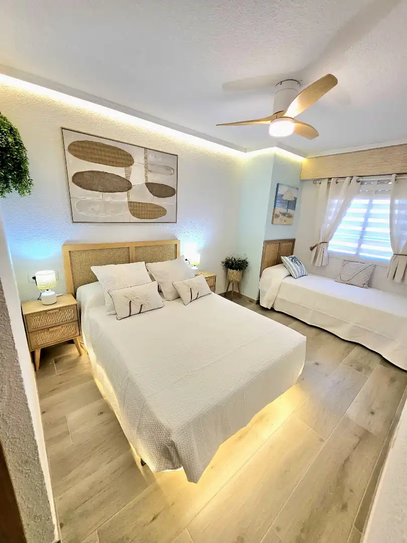 Schlafzimmer von Wohnungen zur Miete in Cullera mit Klimaanlage, Heizung und Terrasse