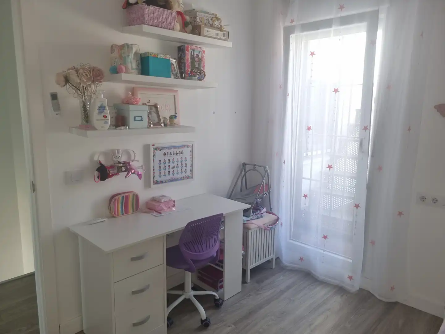 Habitación de Casa adosada de alquiler en San Fernando con Aire acondicionado, Calefacción y Jardín privado