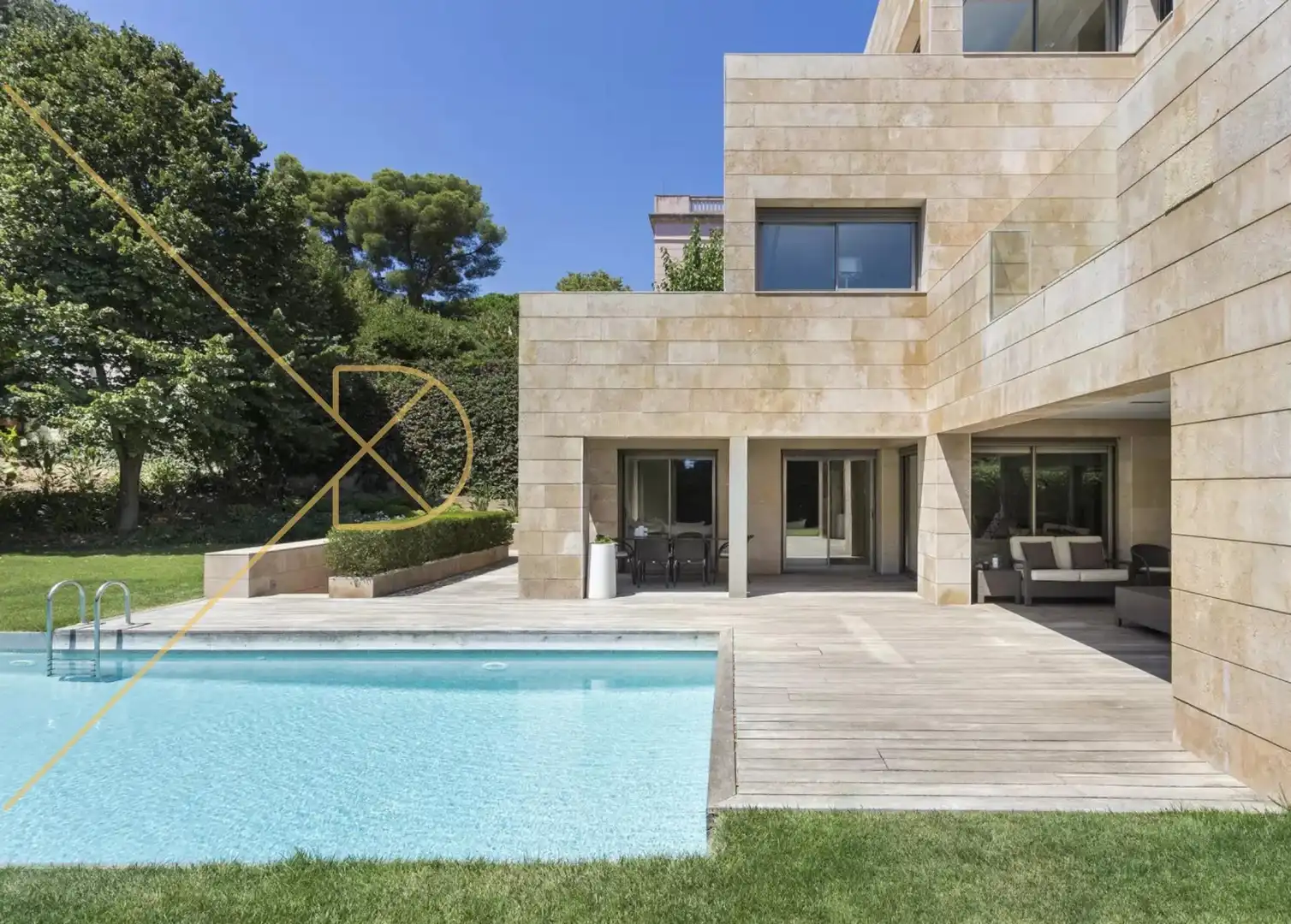Vista exterior de Casa o xalet en venda en Barcelona amb Terrassa