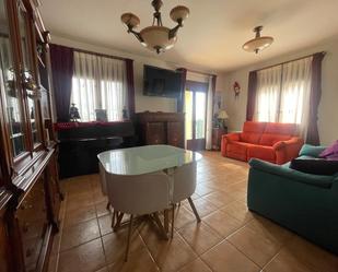 Sala d'estar de Casa o xalet en venda en Espirdo amb Calefacció, Jardí privat i Piscina comunitària