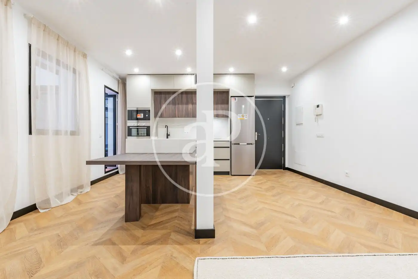 Cuina de Pis en venda en Madrid amb Aire condicionat, Calefacció i Terrassa