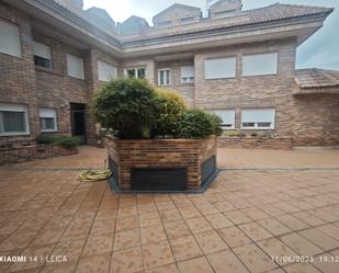 Terrassa de Pis de lloguer en Valdemorillo amb Calefacció, Forn i Rentadora