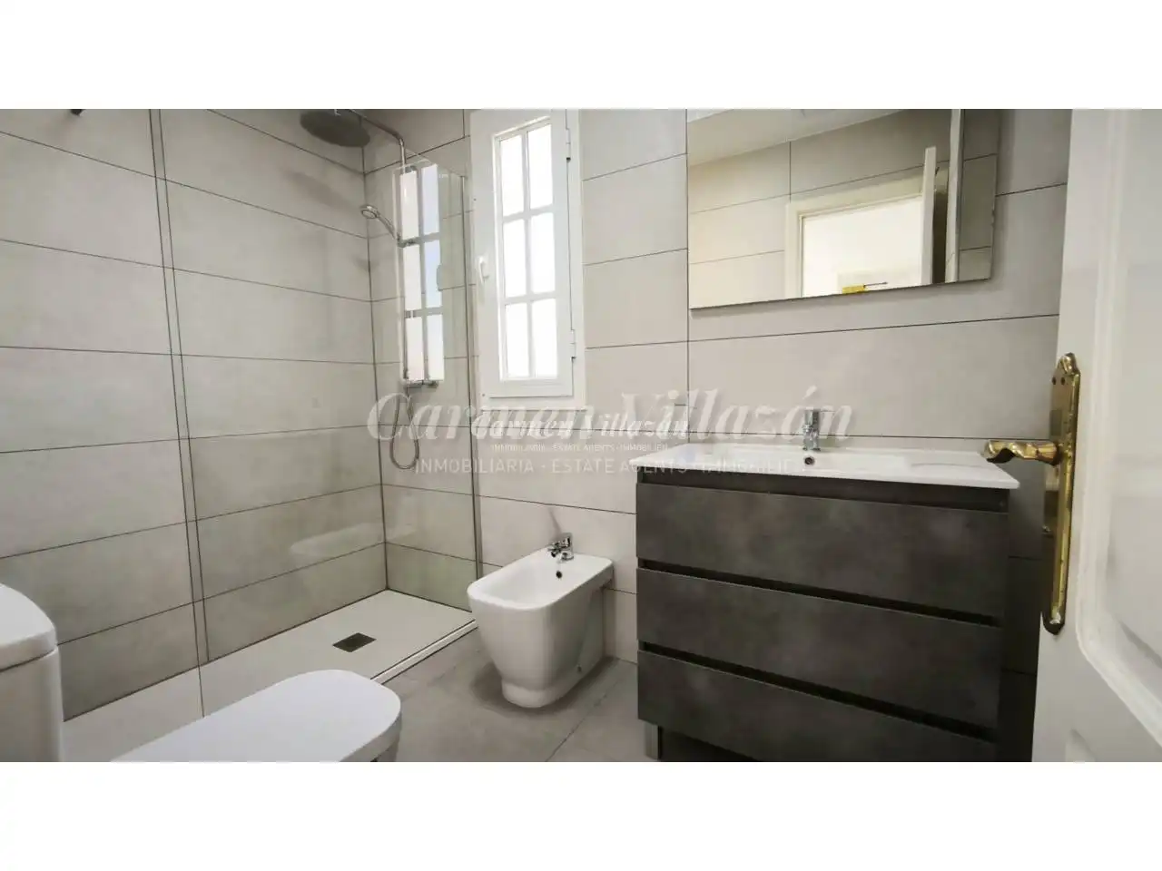 Bathroom of Detached homes for sale in La Oliva  with Private garden, Terrace and Furnished