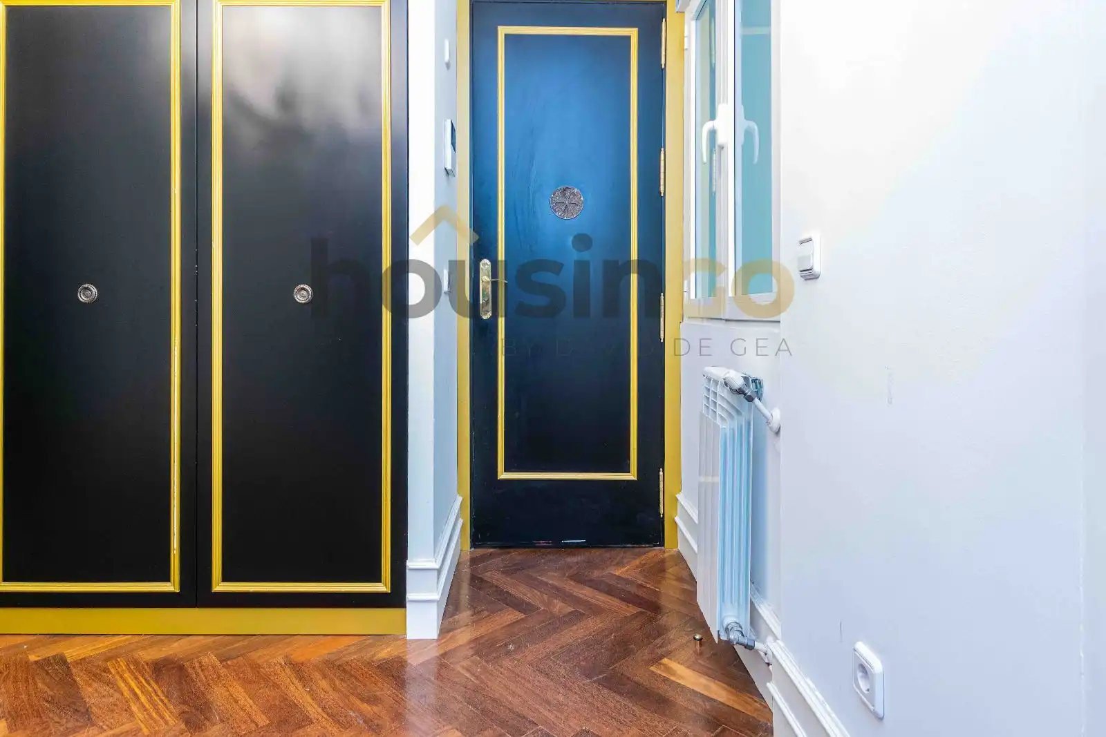 Flat for rent in Madrid  with Heating and Furnished