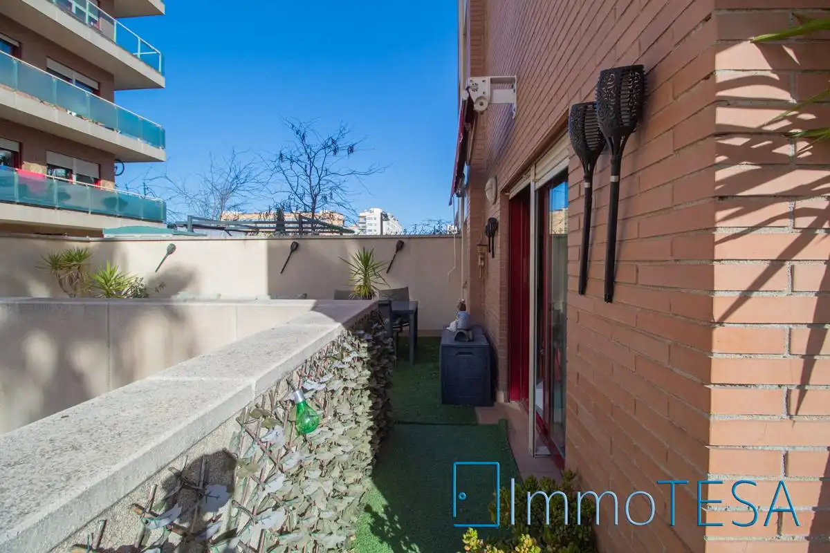 Terrassa de Pis en venda en Barberà del Vallès amb Aire condicionat, Calefacció i Parquet