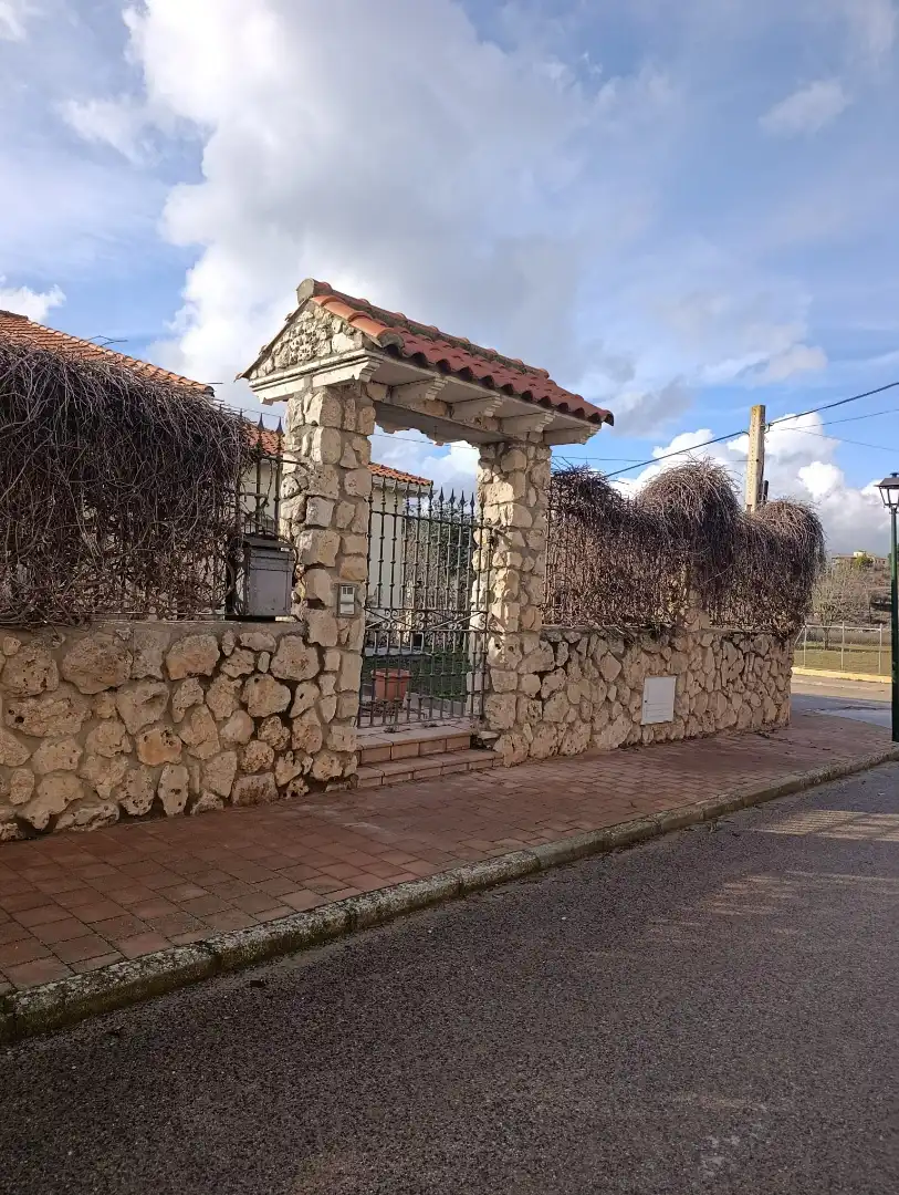 Exterior view of Houses for sale in Buendía  with Air Conditioner, Heating and Private garden