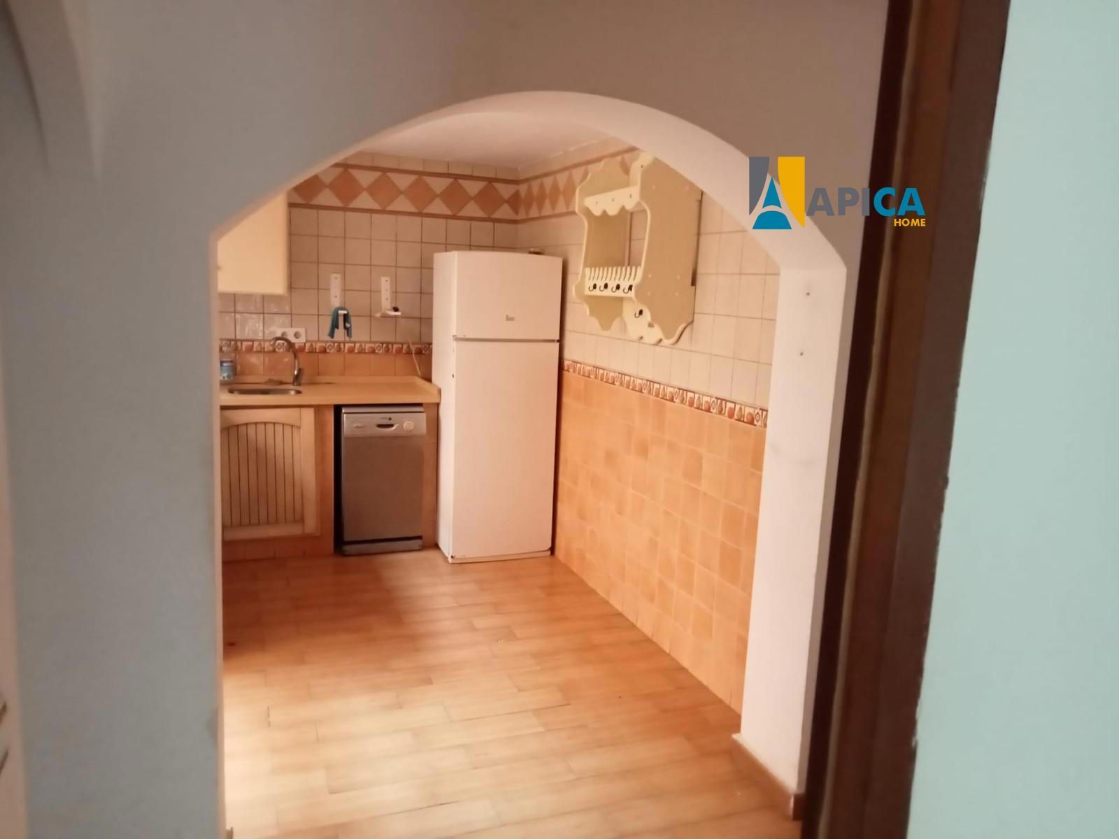 Casa adosada en venda a Mondejar - Junquillos