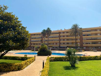 Vista exterior de Pis en venda en Blanes amb Calefacció, Terrassa i Moblat