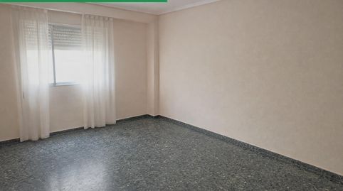 Foto 2 de Piso en venta en Benissanó, Valencia