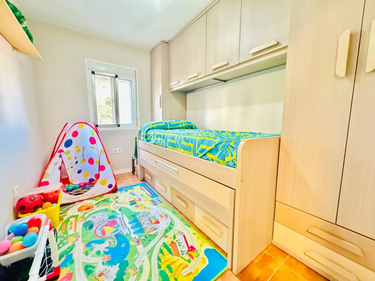 Bedroom of Flat for sale in Algeciras  with Terrace and Storage room