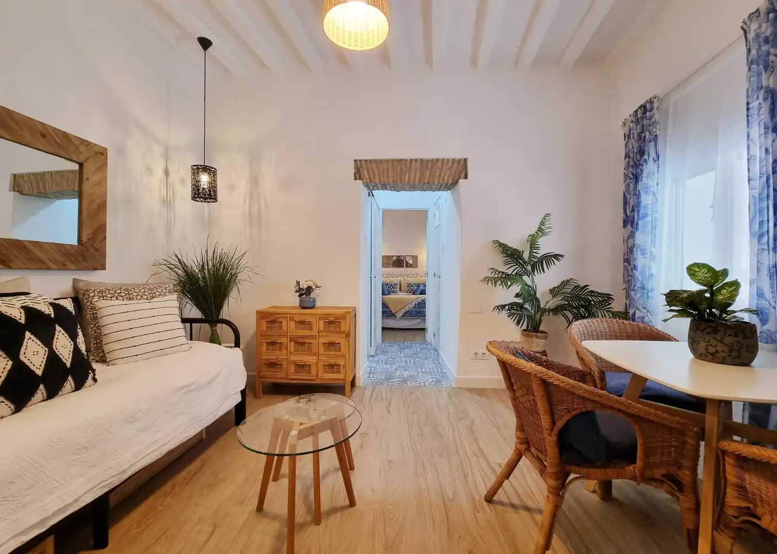 Living room of Ground floor for sale in Marbella  with Air Conditioner, Furnished and Internet