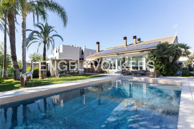 Casa-chalet en Venta en Casas Verdes