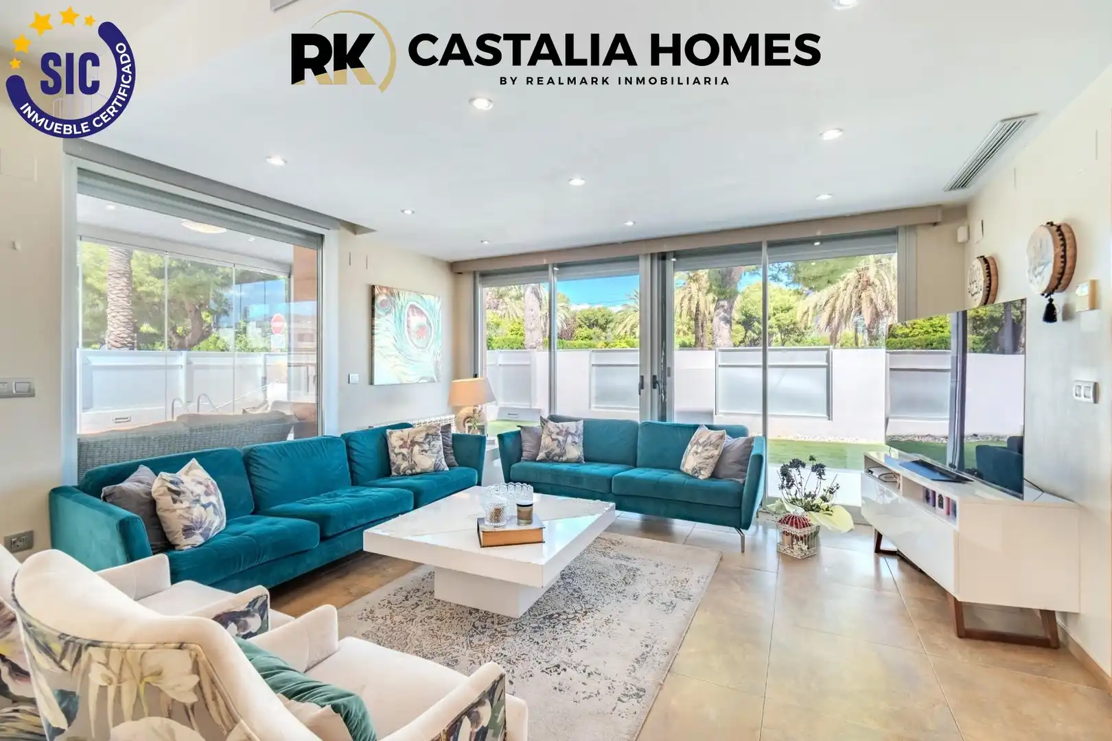 Vista exterior de Casa o xalet en venda en Benicasim / Benicàssim amb Aire condicionat, Calefacció i Jardí privat