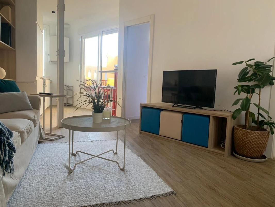 Sala d'estar de Àtic en venda en  Madrid Capital amb Aire condicionat, Calefacció i Terrassa