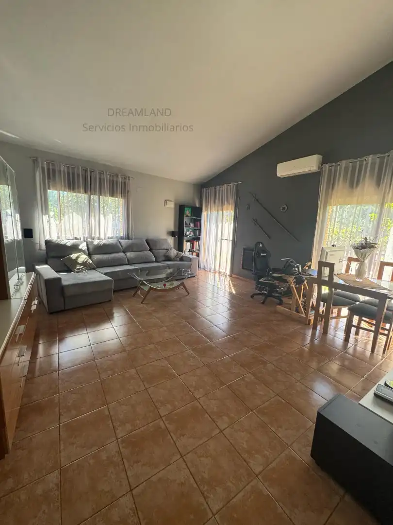 Living room of Houses for sale in Piera  with Air Conditioner and Heating