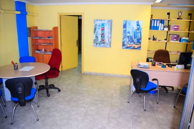 Local comercial en Venta en Carrer de Picasso en Avenida de Valencia - Avenida de Casalduch