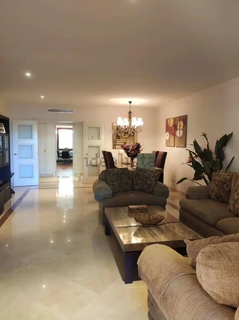 Apartament amb ascensor de lloguer a Río Real - Los Monteros