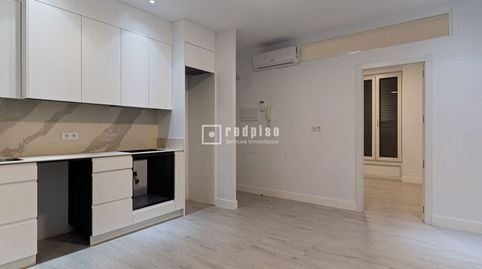Photo 2 of Flat for sale in De Antonio Salvador, Almendrales, Madrid Capital