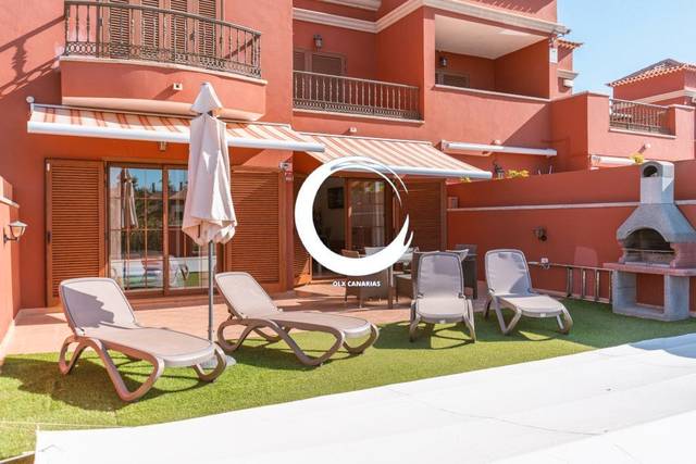 Casa adosada en Venta en Playa del Duque