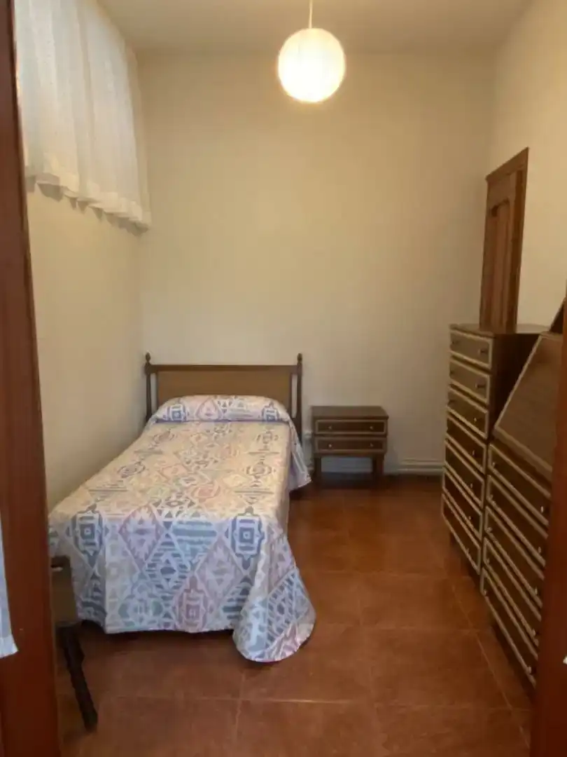 Dormitori de Casa o xalet en venda en Mondéjar