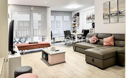 Living room of Apartment for sale in Donostia - San Sebastián   with Air Conditioner, Heating and Terrace