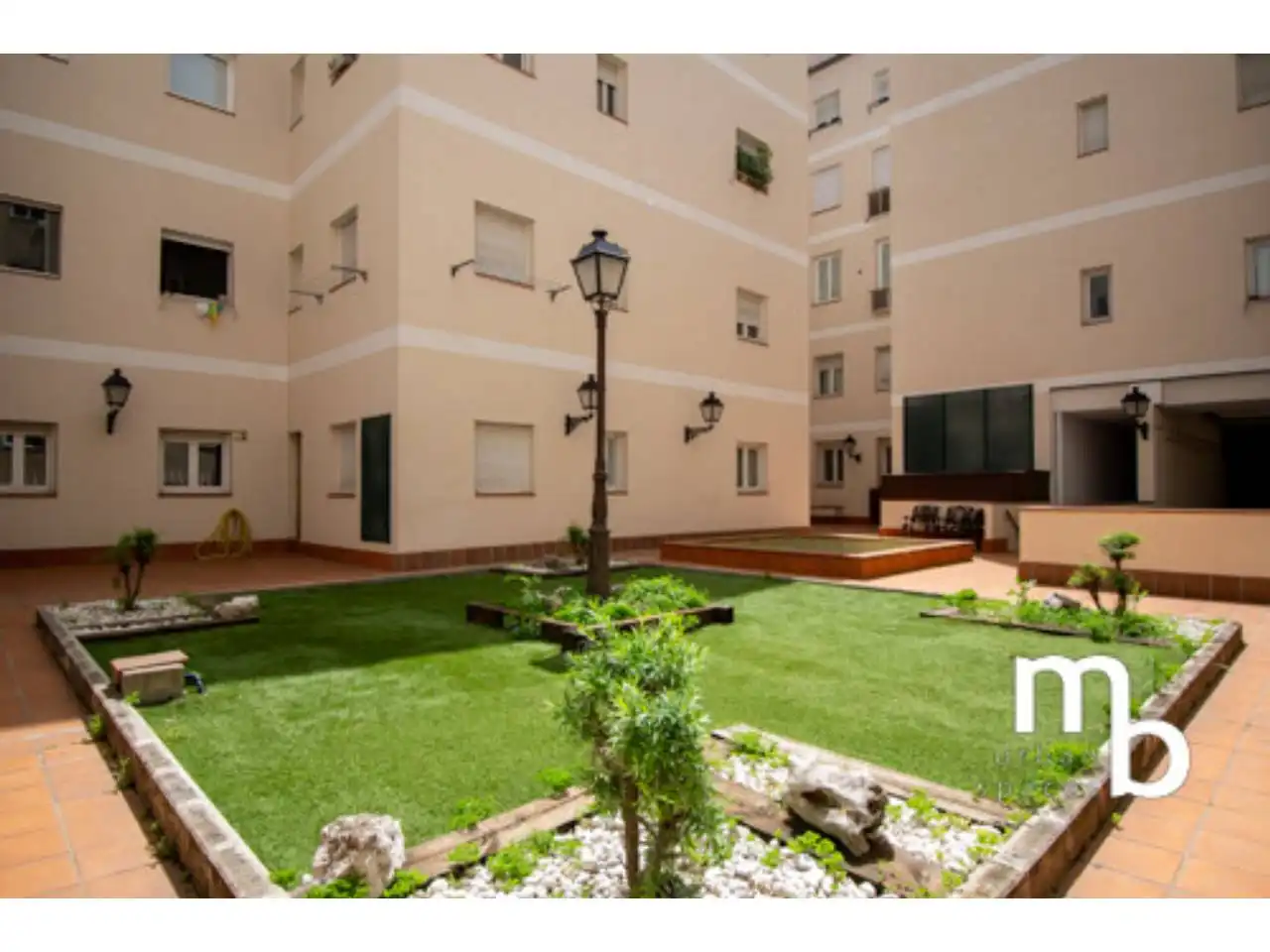 Jardín de Piso en venta en Madrid con Aire acondicionado, Calefacción y Trastero