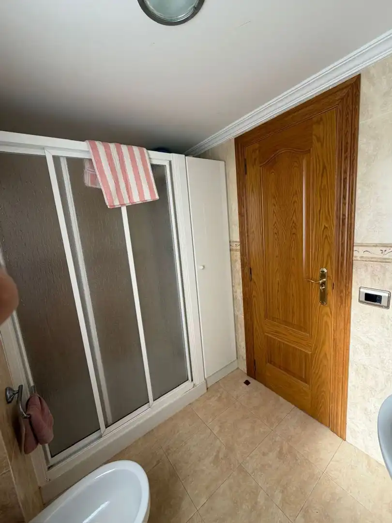 Bathroom of Houses for sale in Oropesa del Mar / Orpesa  with Air Conditioner, Terrace and Storage room