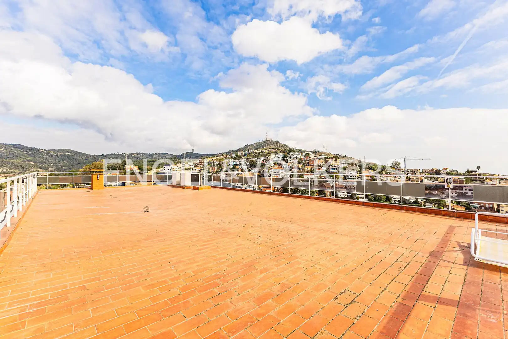 Terrassa de Casa o xalet en venda en Sant Just Desvern amb Calefacció i Jardí privat