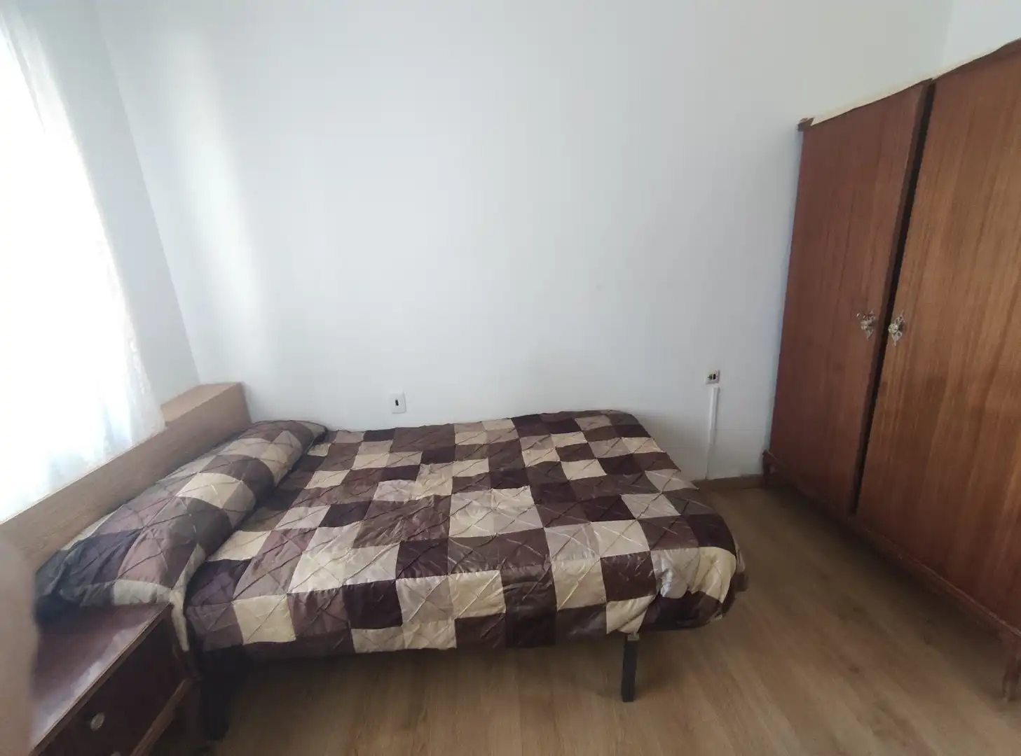 Schlafzimmer von Wohnung zur Miete in Ourense Capital  mit Heizung, Möbliert und Ofen