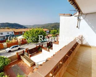 Vista exterior de Casa o xalet en venda en Vallbona d'Anoia amb Terrassa i Balcó