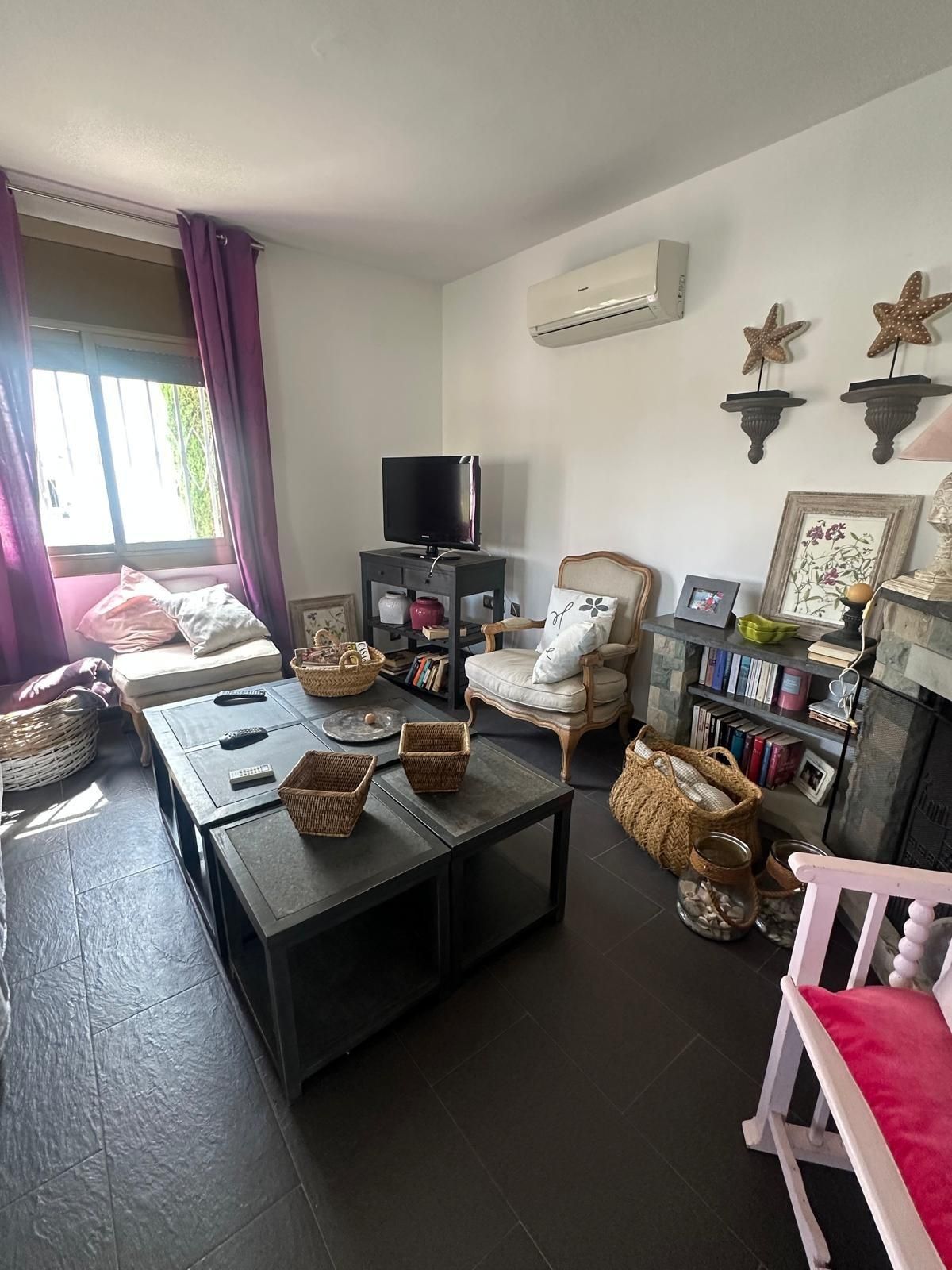 Living room of House or chalet for sale in Calafell  with Air Conditioner, Private garden and Terrace