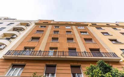 Exterior view of Flat for sale in  Madrid Capital  with Air Conditioner