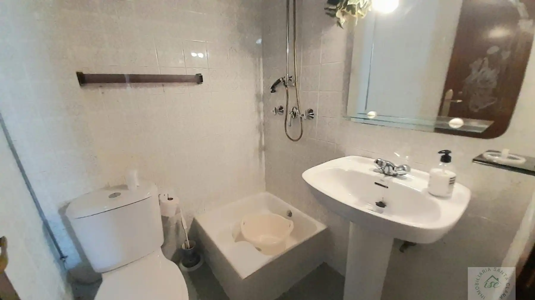 Baño de Piso en venta en Bilbao  con Calefacción y Terraza