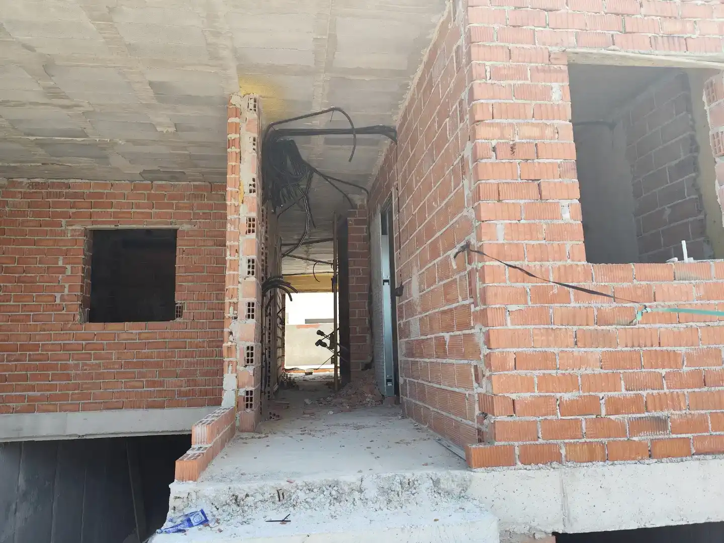 Vista exterior de Casa adosada en venda en  Jaén Capital amb Piscina