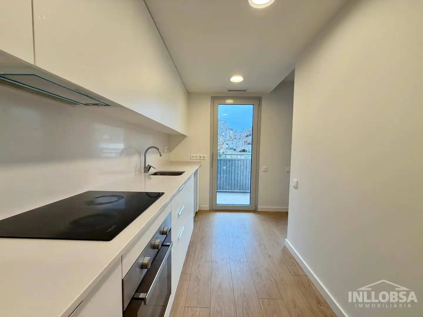 Kitchen of Flat for rent in Manresa  with Air Conditioner, Heating and Parquet flooring