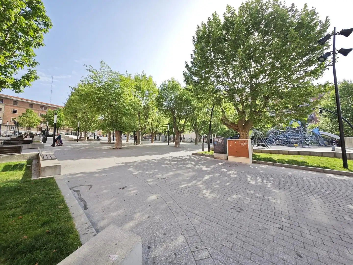 Vista exterior de Piso en venta en Bilbao  con Calefacción, Trastero y Amueblado