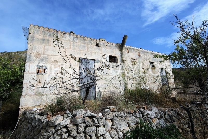 Vista exterior de Finca rústica en venda en Sant Llorenç des Cardassar