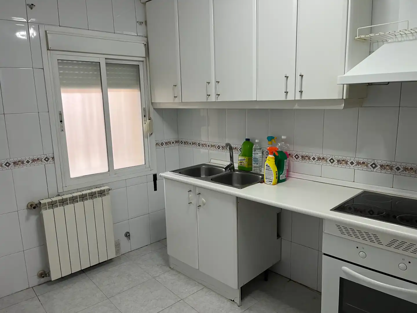 Kitchen of Duplexes for sale in Aranjuez  with Heating, Storage room and Oven