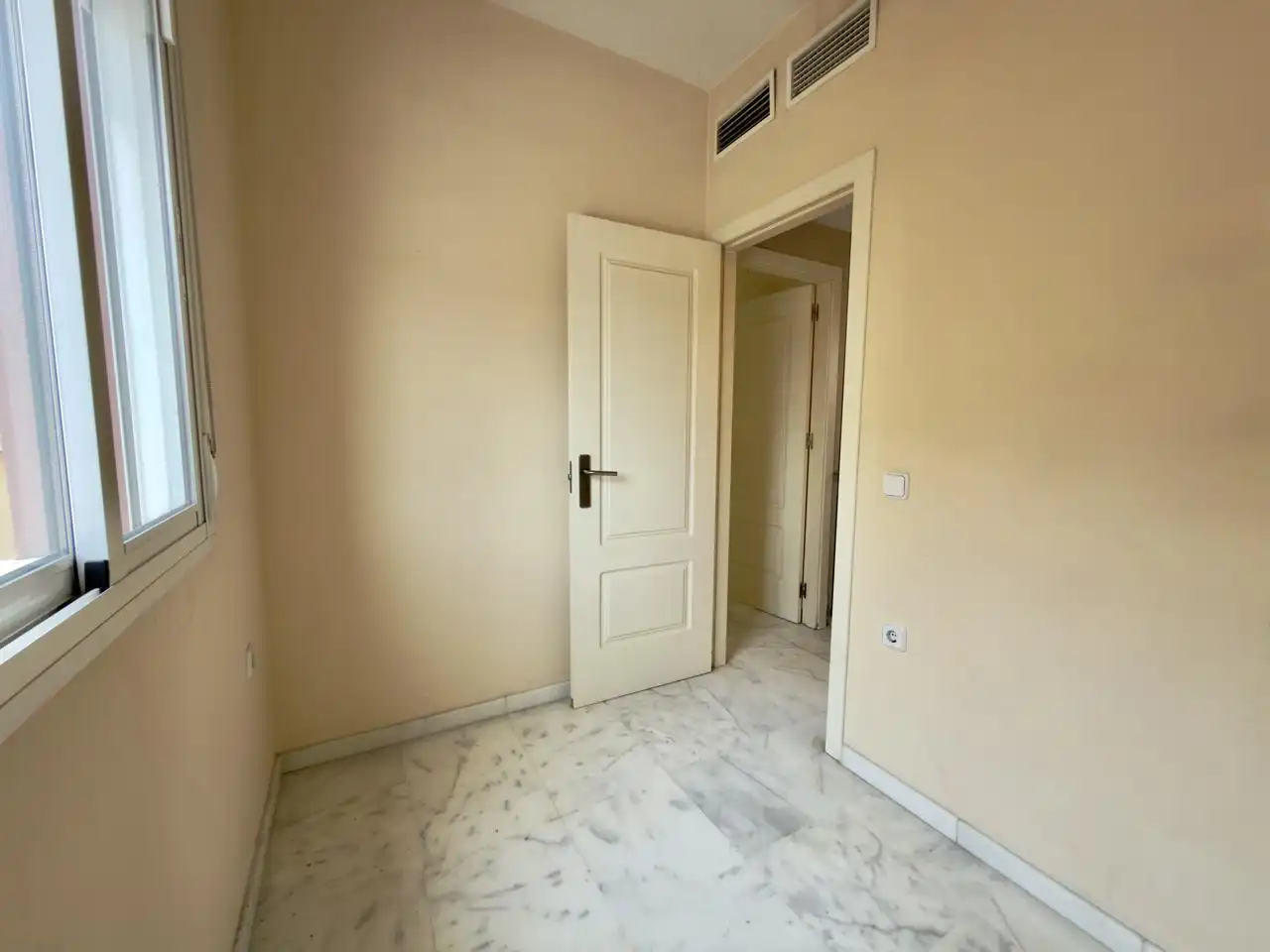 Bedroom of Duplexes for sale in Gelves