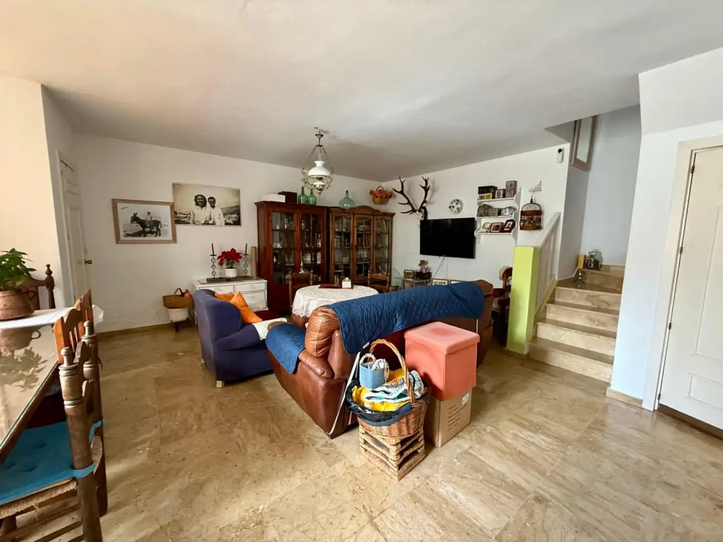 Living room of Detached homes for sale in Marbella  with Terrace, Swimming Pool and Community pool