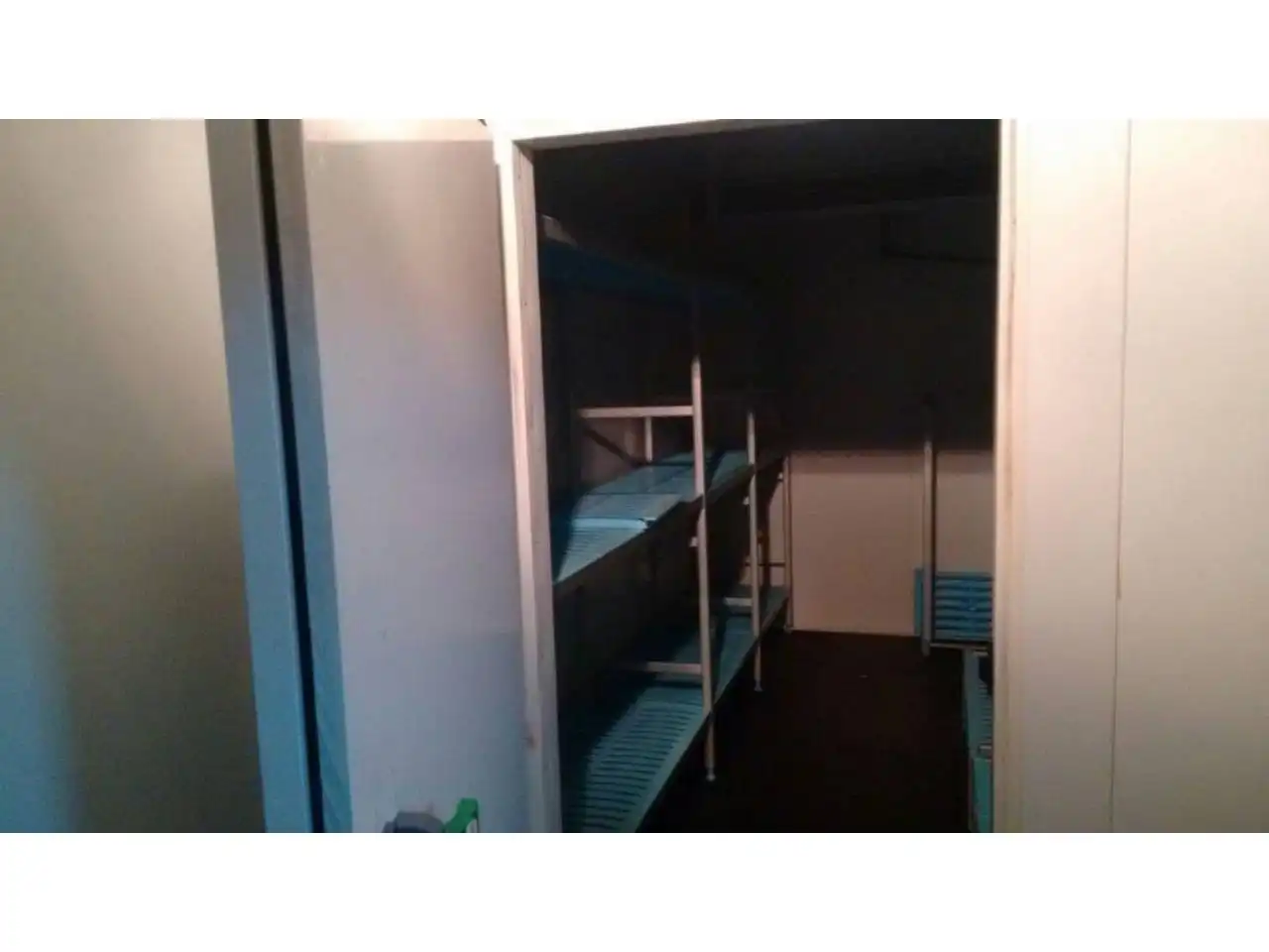 Local en venta en El Grado con Aire acondicionado