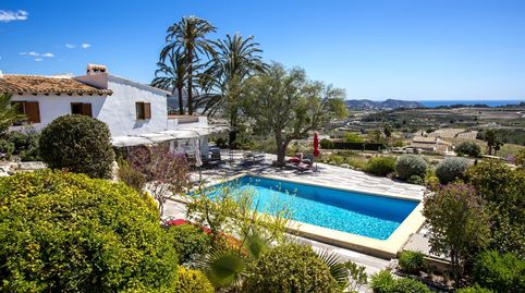 Finca tradicional  con vistas al mar en venta en Teulada