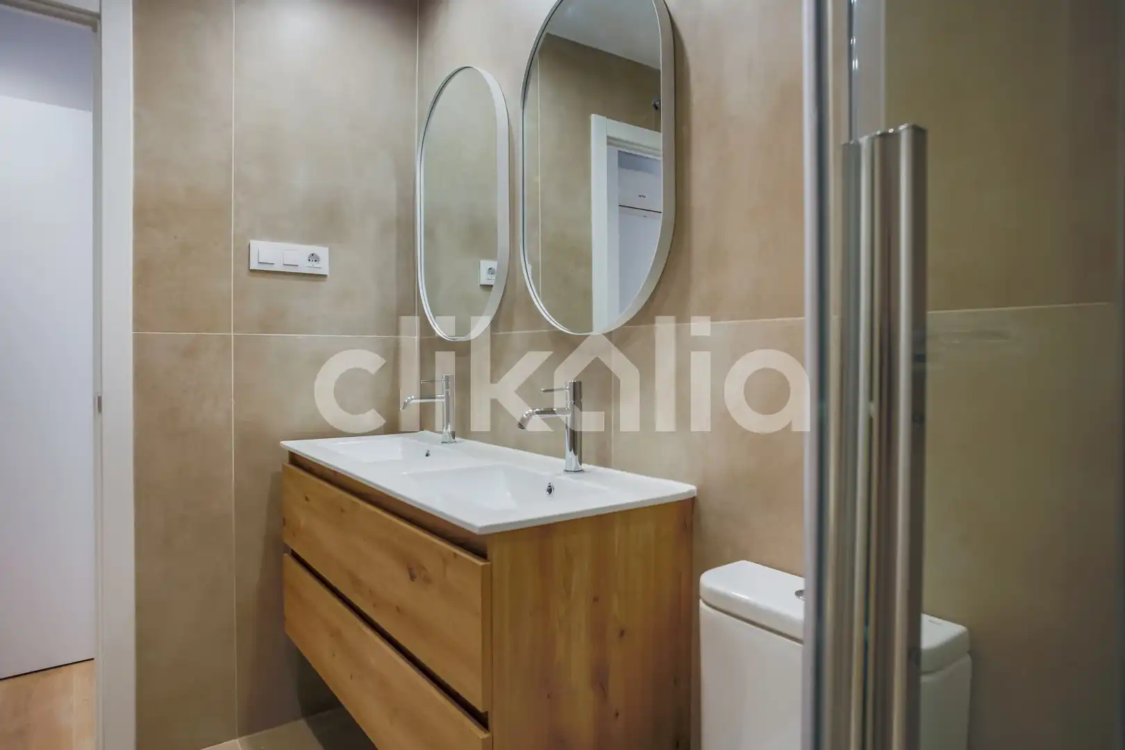Baño de Piso en venta en Madrid con Aire acondicionado, Calefacción y Terraza