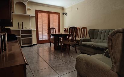 Living room of Flat for sale in Alcúdia  with Air Conditioner, Furnished and Oven